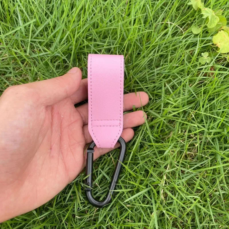 Suporte Universal para Carrinho – Gancho Reforçado 360º em Couro